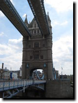[ Tower Bridge central section ]