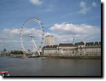 [ London Eye (a huge ferris ... ]