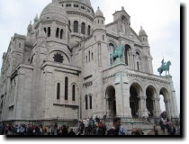 [ Basilique du Sacre-Coeur  ... ]