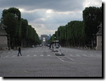 [ Champs Élysé ... ]