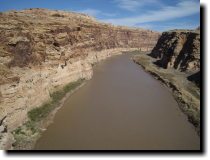 [ Looking upstream on the C ... ]