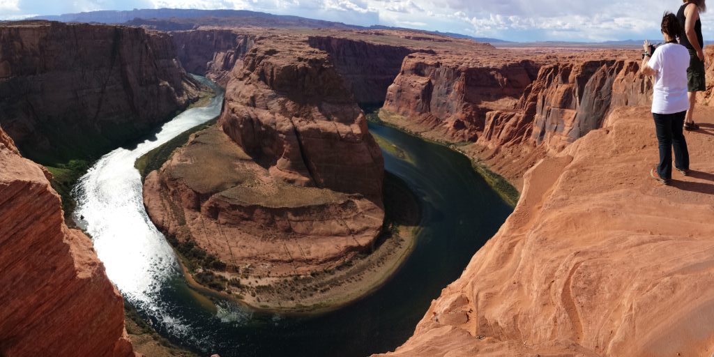 [Panorama of Horseshoe Bend]