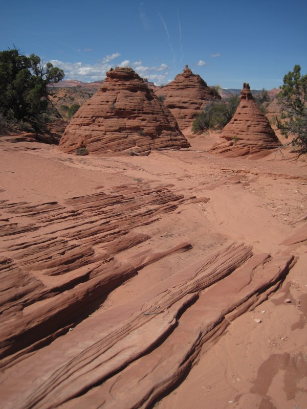 [Wonderful sandstone tent  ...]